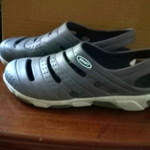 womens size 11 mens size 10 1/2 ,SPORT SANDALS